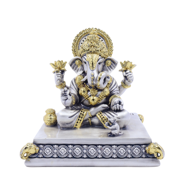 Raika's Ganesha - 3029 Gold Leaf | Medium
