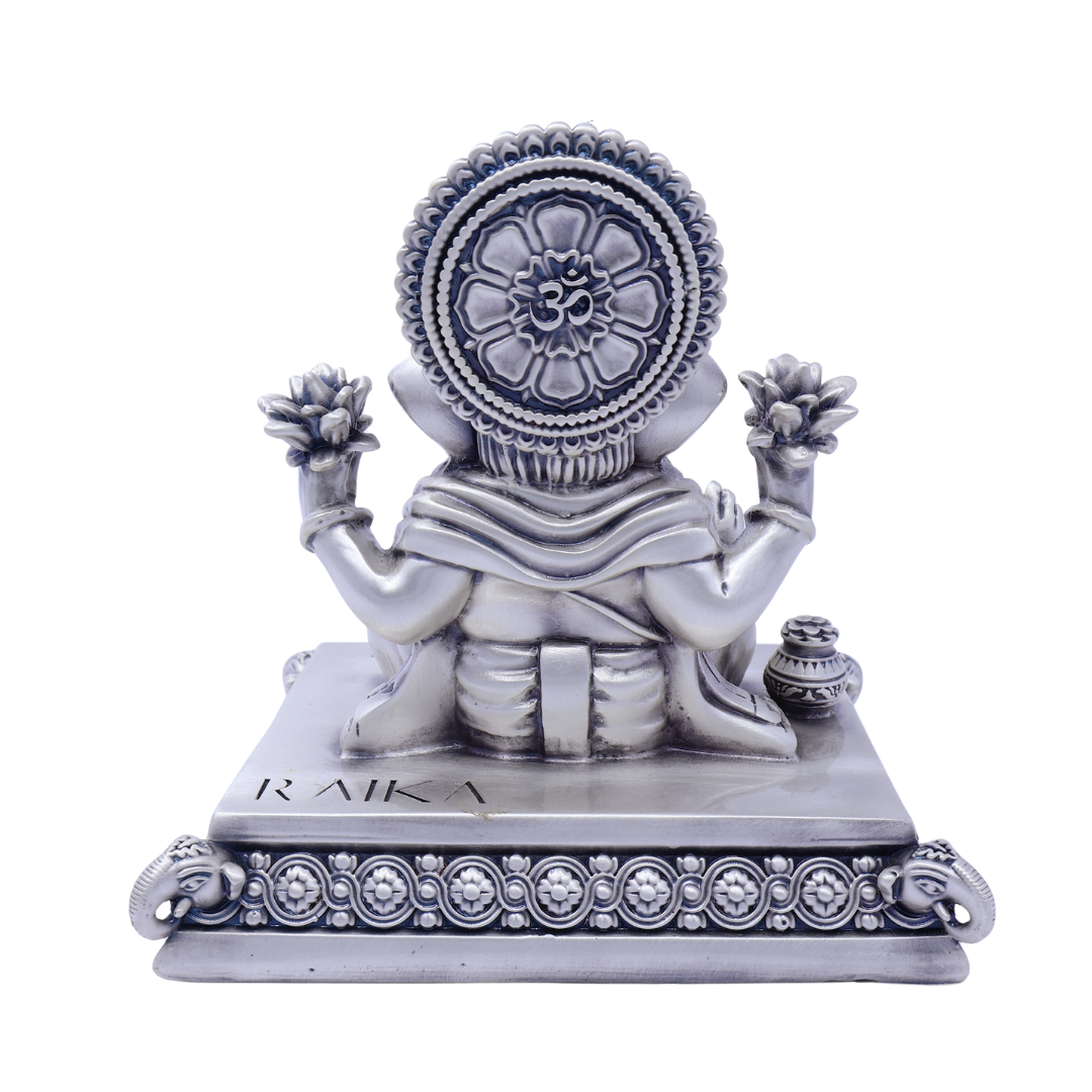 Raika's Ganesha - 3029 Antiq Emery | Medium