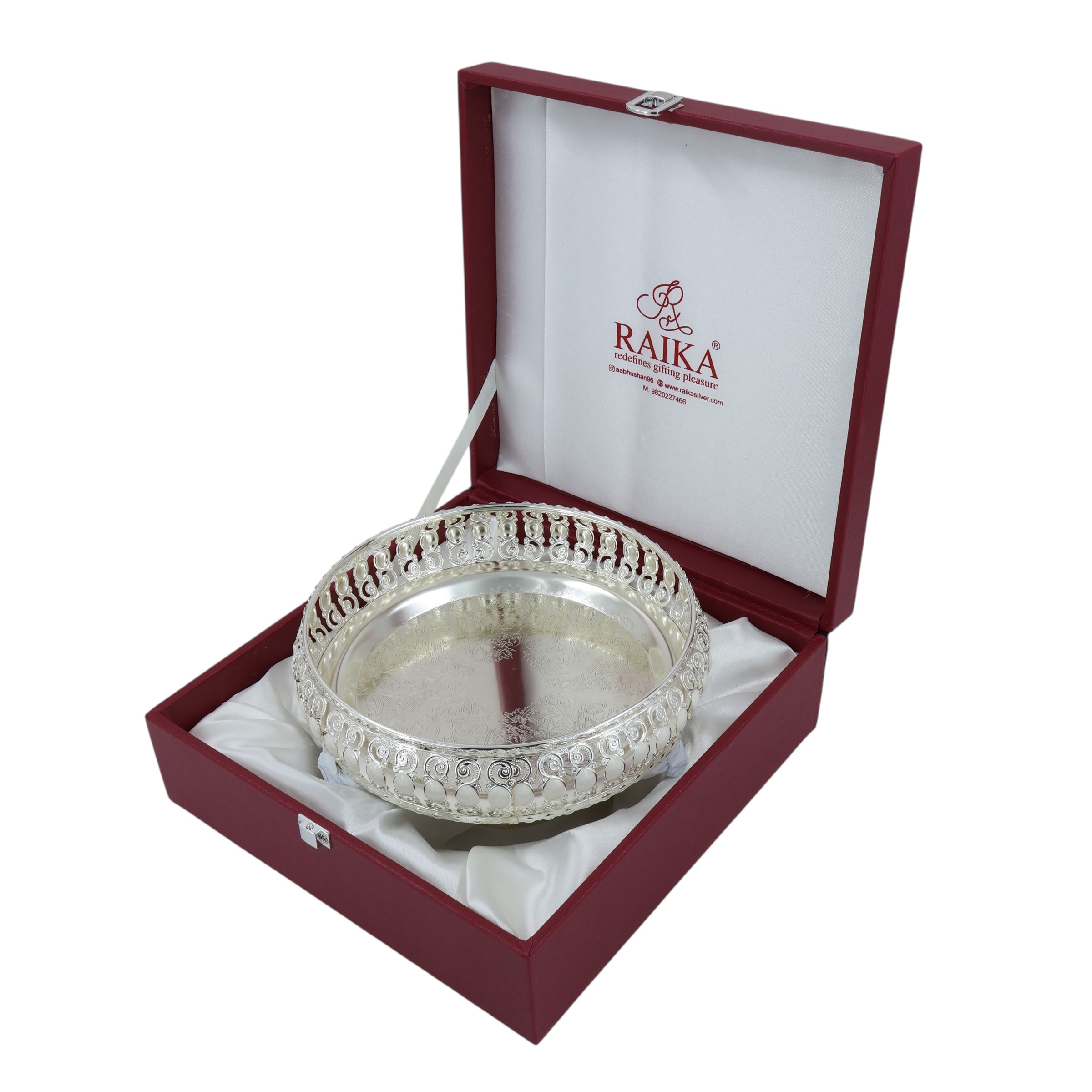 Royal Round Decorative Tray | M White